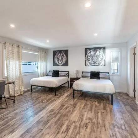 Rent this 3 bed condo on Huntington Beach
