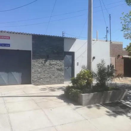 Buy this 3 bed house on Carlos W. Lencinas in Departamento San Rafael, San Rafael