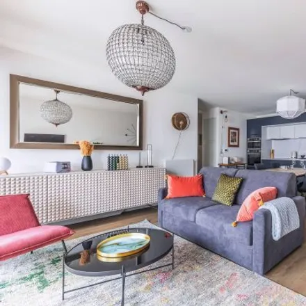 Rent this 1 bed apartment on 32 Rue de la Bastille in 44000 Nantes, France