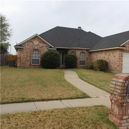 Rent this 4 bed house on Vista Cove in Victoria, TX