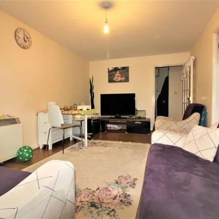 Rent this 1 bed apartment on Dundas Mews in Enfield Island Village, London