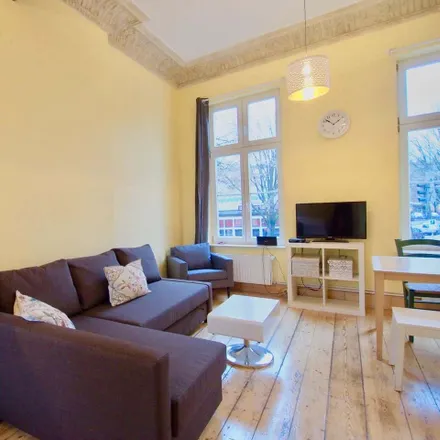 Rent this 3 bed apartment on Reeperbahn 158 in 20359 Hamburg, Germany