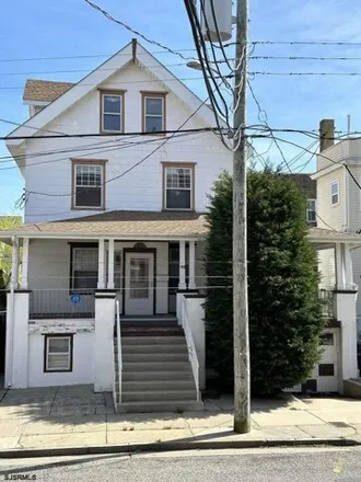Buy this 6 bed house on 79 Kingston Avenue in Atlantic City, NJ 08401