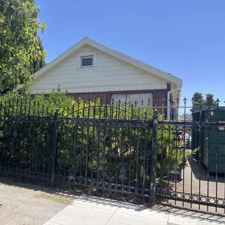 Buy this 3 bed house on 1926 83rd Ave in Oakland, California