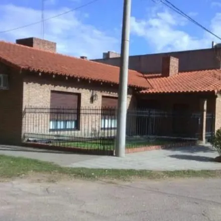 Buy this 3 bed house on La Falda 1688 in Villa Floresta, Bahía Blanca