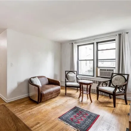 Image 6 - 2220 Burnett Street, New York, NY 11229, USA - Condo for sale