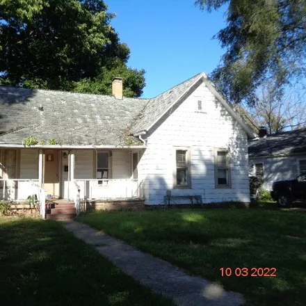 Buy this 2 bed house on 709 Logan Avenue in Dixon, IL 61021