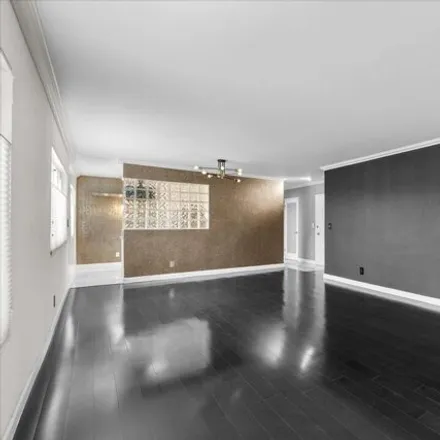 Image 6 - 1223 North Flores Street, West Hollywood, CA 90069, USA - Condo for sale