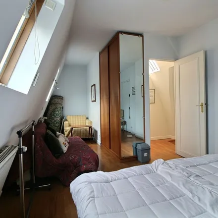 Image 4 - 12 Rue de Lisbonne, 75008 Paris, France - Apartment for rent