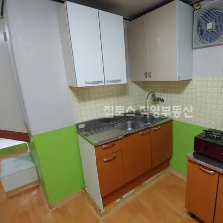 Image 6 - 서울특별시 은평구 신사동 30-15 - Apartment for rent