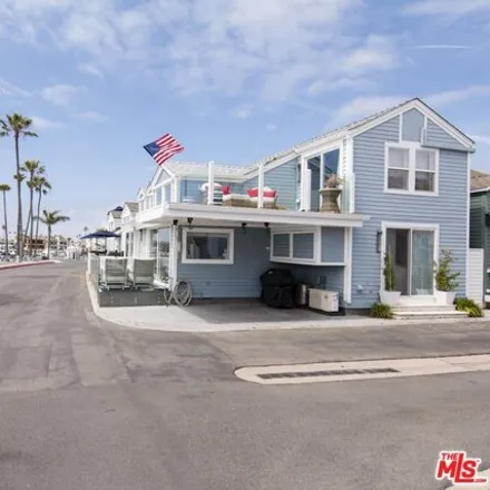 Image 3 - 58 Beach Drive, Newport Beach, CA 92663, USA - Apartment for sale