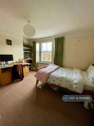 Image 5 - 11 Alexandra Road, Oxford, OX2 0DD, United Kingdom - Townhouse for rent