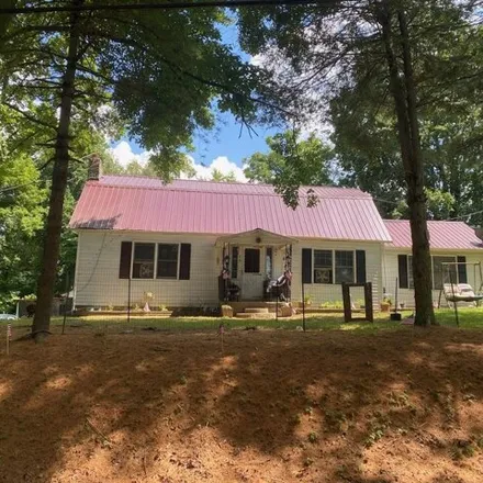 Buy this 5 bed house on 122 Chaney Road in Pine Knot, McCreary County