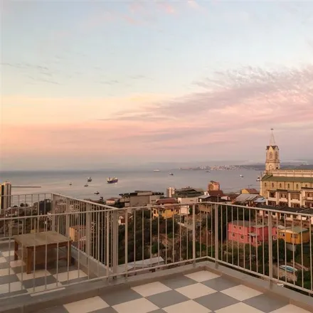 Rent this 2 bed apartment on Enrique Budge in 238 0484 Valparaíso, Chile