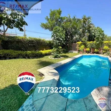 Buy this 3 bed house on Calle Vergel in Fraccionamiento Burgos de Cuernavaca, 62760 Tres de Mayo