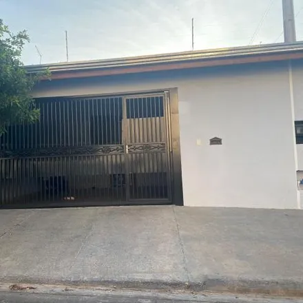 Buy this 2 bed house on Rua Noé Pelegrini in Jardim Nossa Senhora de Fátima, Limeira - SP