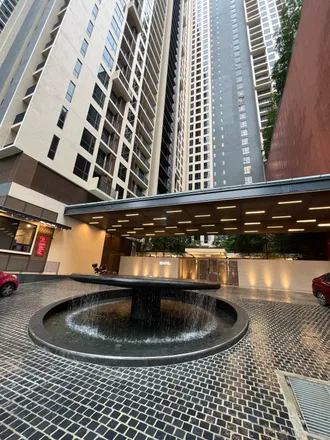 Rent this 3 bed apartment on Fera Residence in The Quartz, Jalan 34/26
