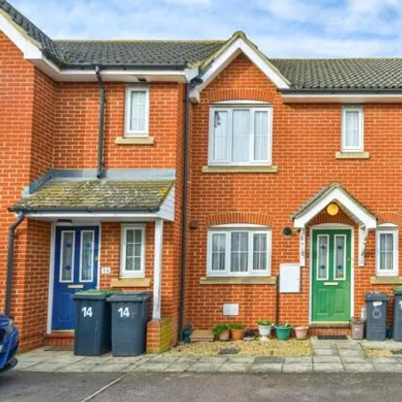 Buy this 3 bed townhouse on Tansey End in Biggleswade, SG18 8WL