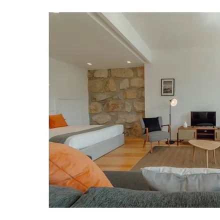 Rent this 1 bed apartment on Rua de Pinto Bessa in 4300-171 Porto, Portugal