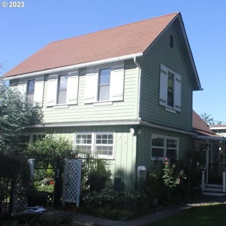 Buy this 7 bed house on 748 West 8th Avenue in Eugene, OR 97402