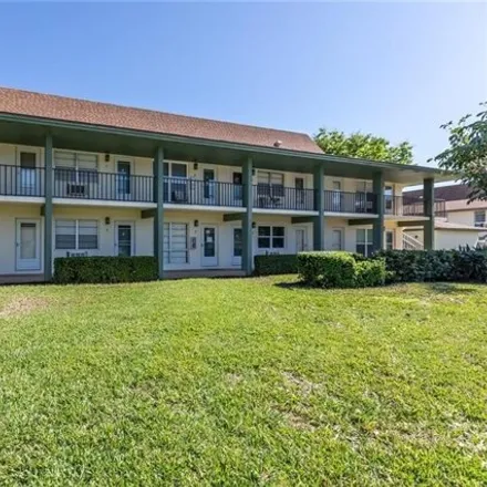 Rent this studio condo on Bayside Court in Marco Island, FL 33937