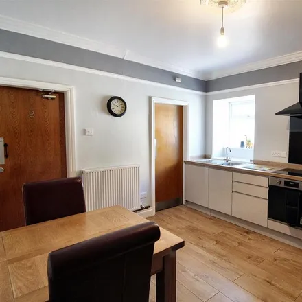 Rent this 1 bed room on Mo's Fish & Chips in 104 Victoria Road, Netherfield