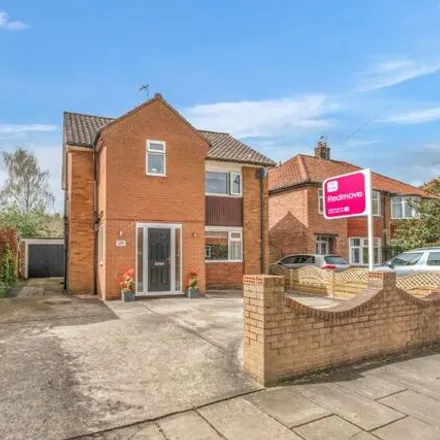Buy this 3 bed house on Elmpark Way in Woodlands Grove, York