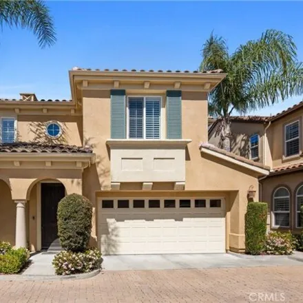 Buy this 3 bed house on 7 Bradford Court in Laguna Niguel, CA 92677
