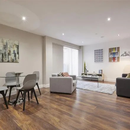 Rent this 3 bed apartment on Manchester City Centre in Cambridge Street / near Hulme Street, Cambridge Street