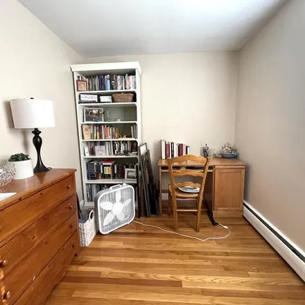 Image 3 - 5 Carey Avenue, Watertown, MA 02178, USA - Apartment for rent