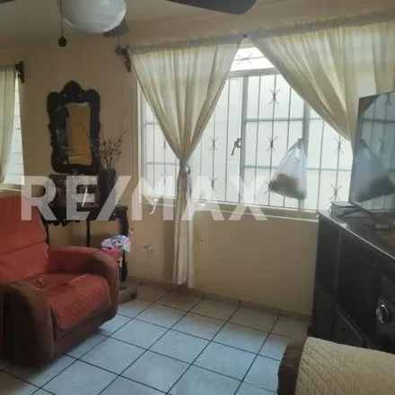 Buy this 5 bed house on Calle 5 de Mayo in 89450 Ciudad Madero, TAM