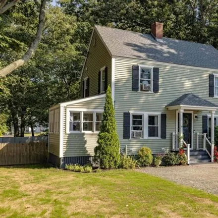 Buy this 4 bed house on 1683 Lafayette Road in Portsmouth, NH 03801
