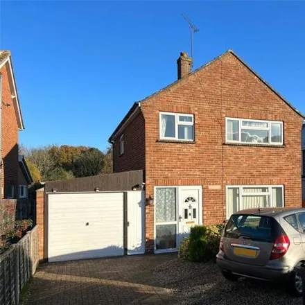 Buy this 3 bed house on 17 Stourdale Close in Lawford, CO11 2HY