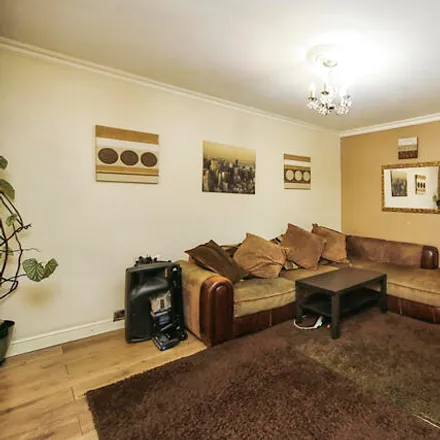 Buy this 3 bed townhouse on 28 Cateswell Road in Fox Hollies, B28 8NE