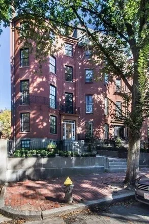 Image 2 - 83 Mount Vernon Street, Boston, MA 02108, USA - Townhouse for sale