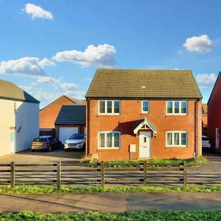 Buy this 5 bed house on Nickling Place in Banbury, OX16 1AR