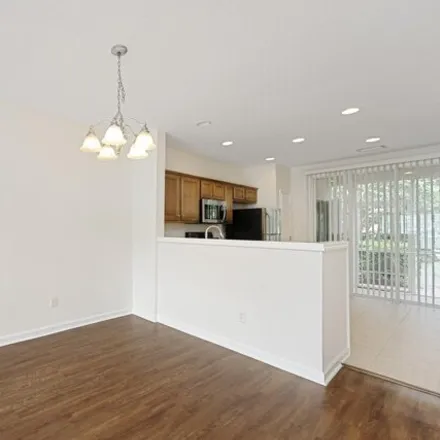 Image 3 - 8081 Summer Bay Court, Stockade, Jacksonville, FL 32256, USA - House for sale