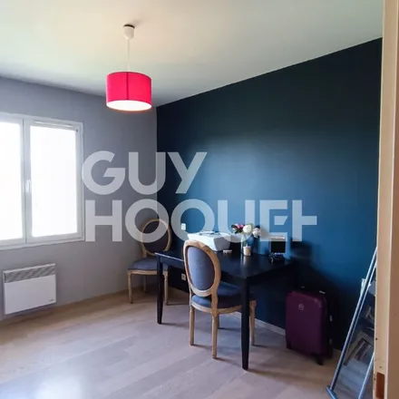 Image 4 - 40 Rue de la Libération, 47200 Marmande, France - Apartment for rent