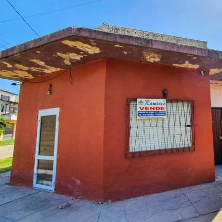 Buy this studio house on Avenida Belisario Roldán in Las Lilas, 0237 La Reja