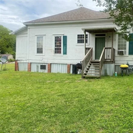 Rent this 1 bed house on 184 Barrett Street in Mansfield, Mansfield