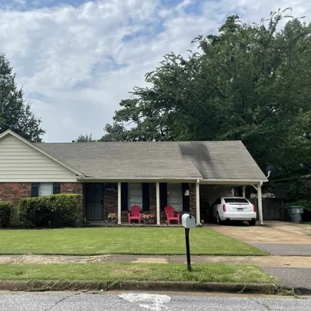 Buy this 3 bed house on 5119 Gloucester Avenue in Memphis, TN 38135