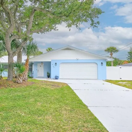 Buy this 3 bed house on 504 South Cooper Street in New Smyrna Beach, FL 32169