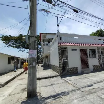 Buy this studio house on José Julian Gonzalez Navarrete in 090103, Guayaquil