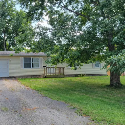 Buy this 3 bed house on 117 West 1st Street in Minonk, Woodford County