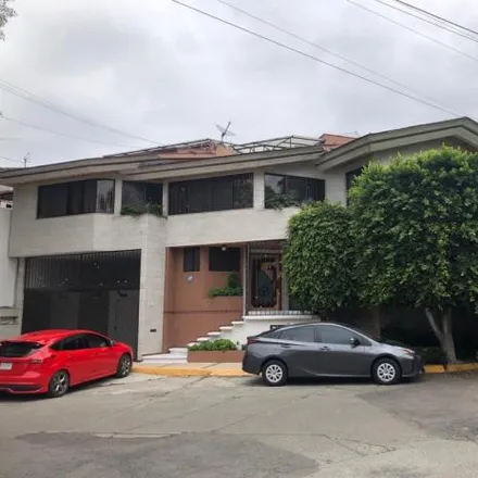 Buy this 4 bed house on Retorno de los Mirlos in 53100 Naucalpan de Juárez, MEX