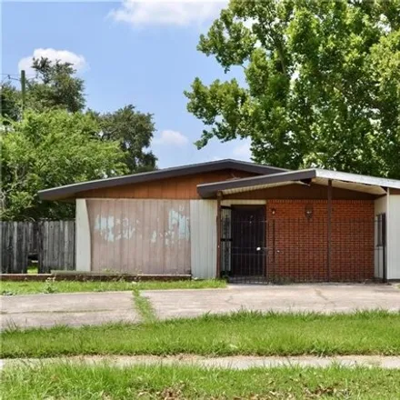 Buy this 3 bed house on 1808 Farmington Place in Terrytown, Jefferson Parish