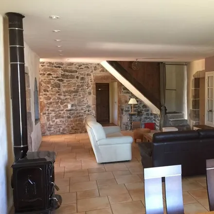 Rent this 6 bed house on 07200 Lachapelle-sous-Aubenas