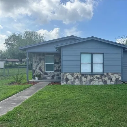 Buy this 3 bed house on 1337 East Fordyce Avenue in Kingsville, TX 78363