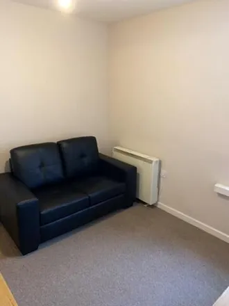 Image 2 - Clifton House, Thornaby Place, Thornaby-on-Tees, TS17 6SD, United Kingdom - Room for rent