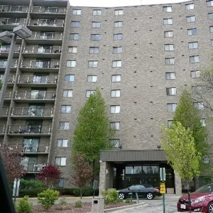 Rent this 3 bed condo on 6359 Americana Drive in Willowbrook, DuPage County